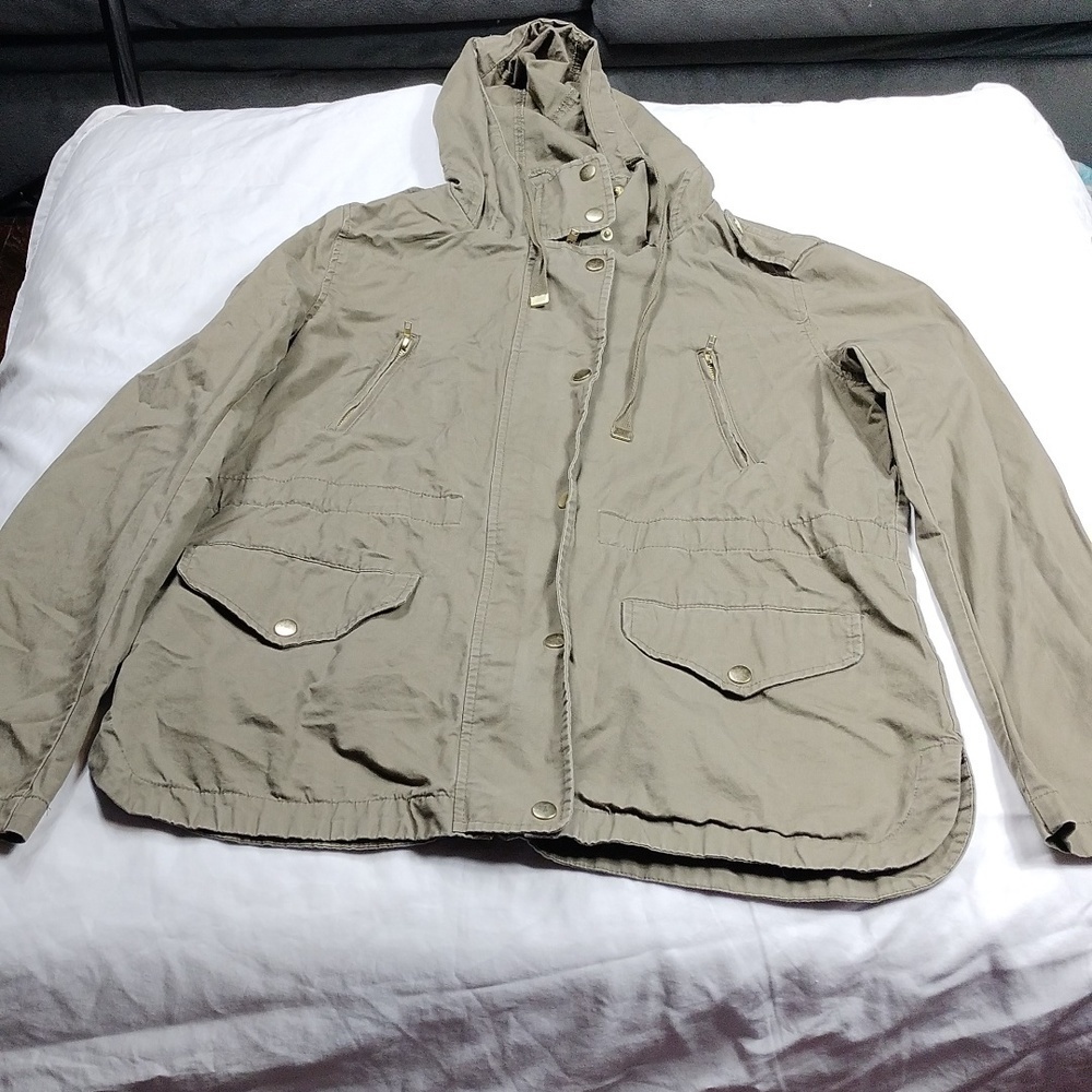 Love Tree women's large sized hooded jacket